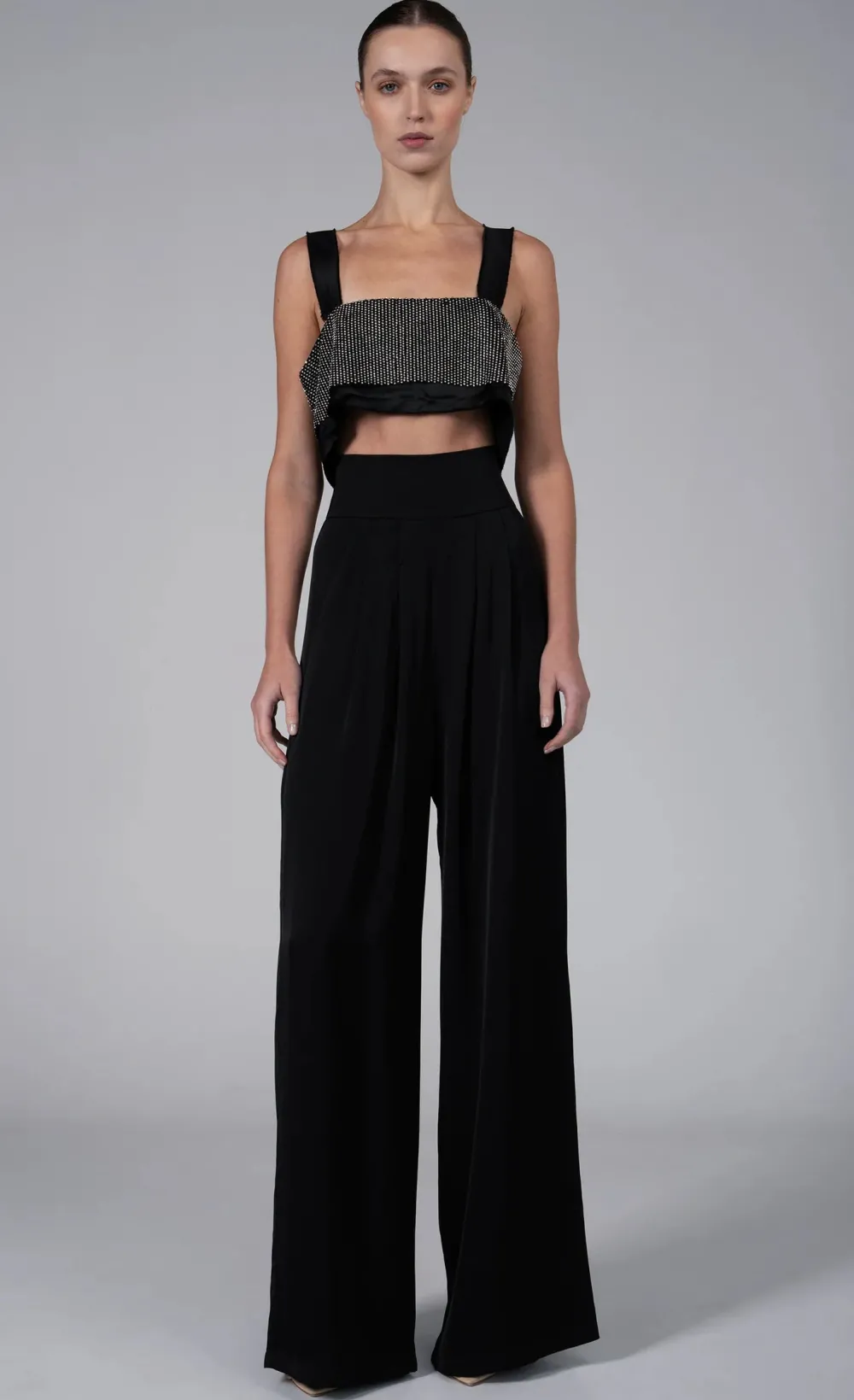 Without Sleeves*Nonchalant - Capri Crop BLACK