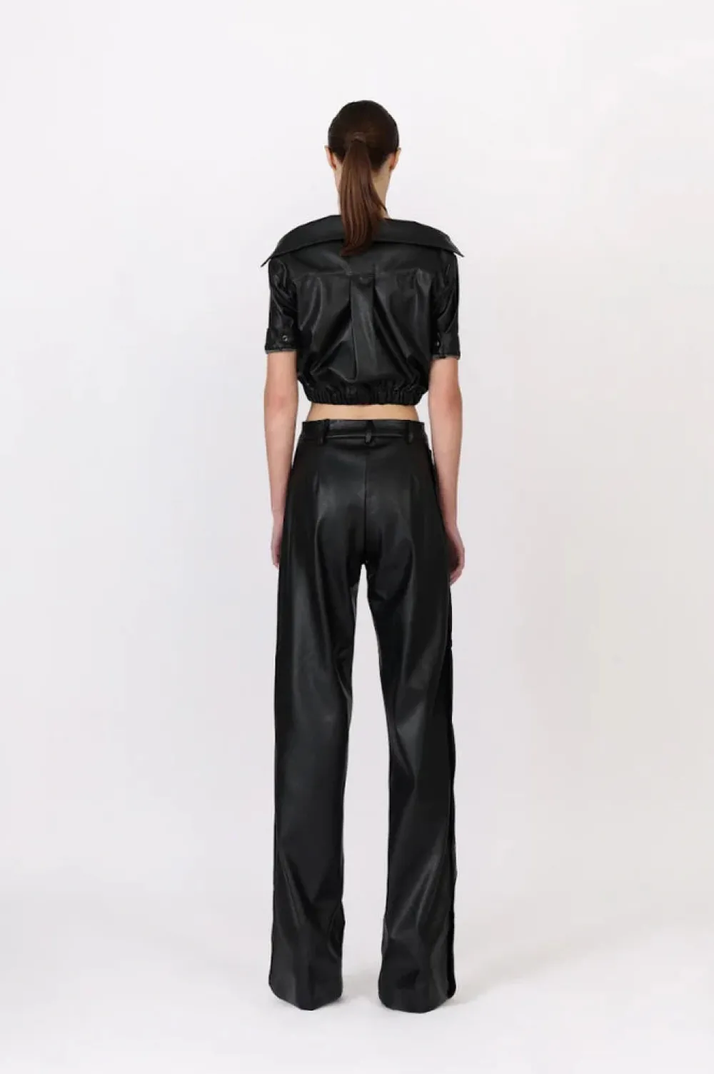 Short Sleeves*Nonchalant - Kate Top BLACK