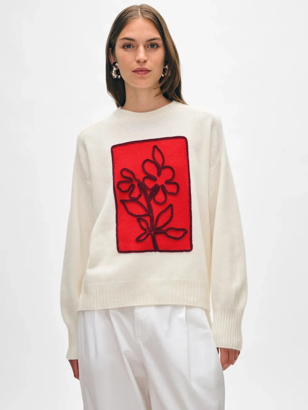 Wool & Cashmere*White and Warren White + Warren - Cashmere Floral Applique Crewneck SOFT WHITE/BRIGHT SCARLET